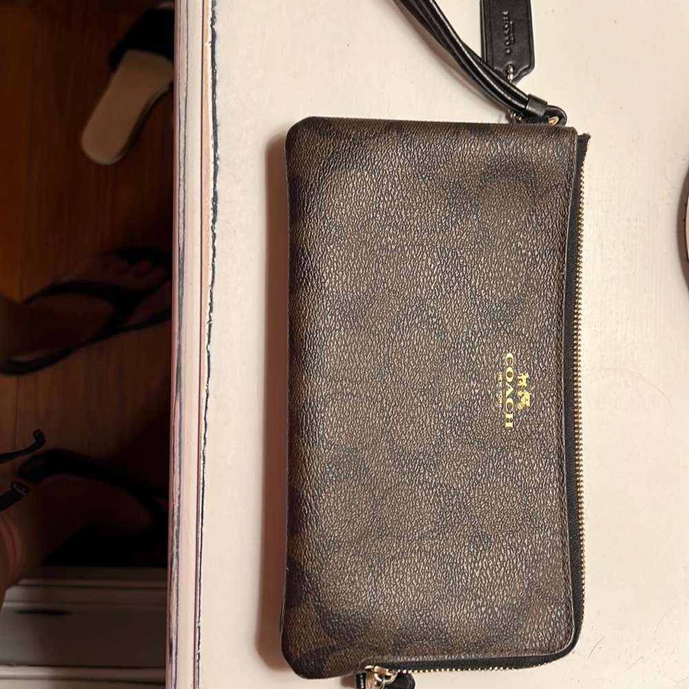 Coach Double Zip Clutch Wallet